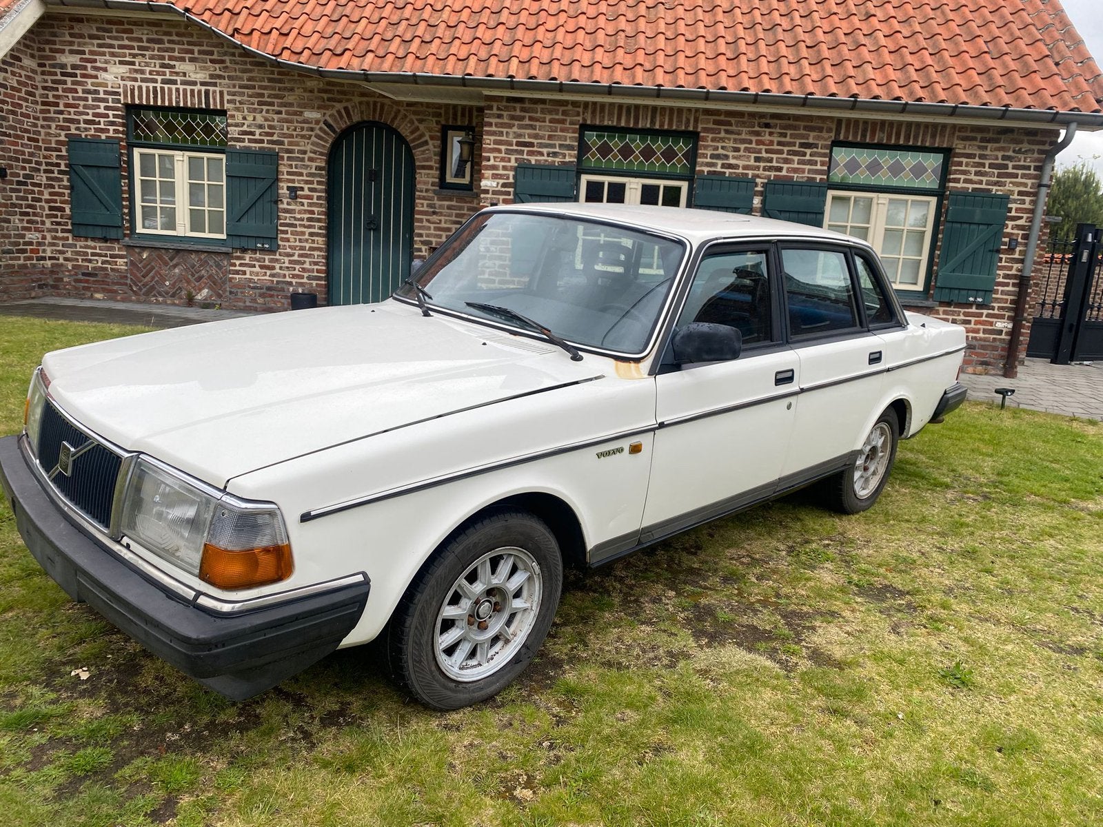 Volvo 240, Auto's, Volvo, Particulier, Diesel, Wit, Ophalen