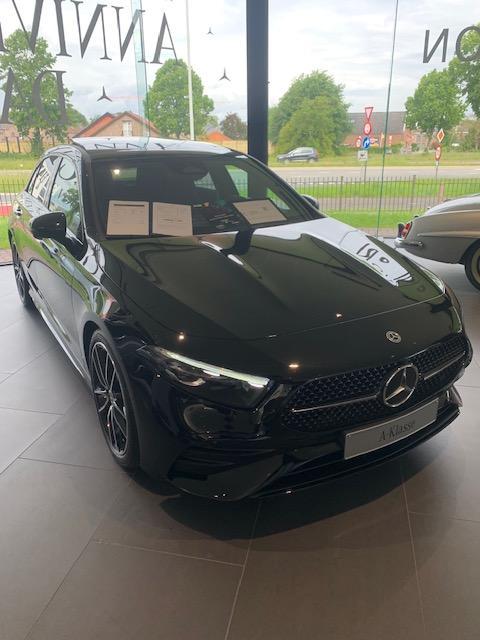 Mercedes-Benz A-Klasse A 180 Star Edition (automatique), Autos, Achat, 1440 kg, Entreprise, 5 portes