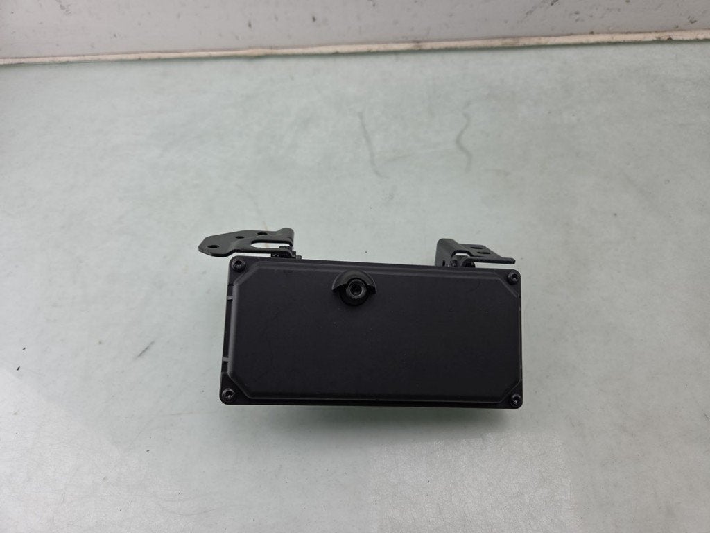 CAMERA AVANT 1500 Crew Cab (DS) (|04672891AB|4672891AB|), Taurusavenue 1
2132 LS  Hoofddorp, NL, Webaccessibility@stellantis.com