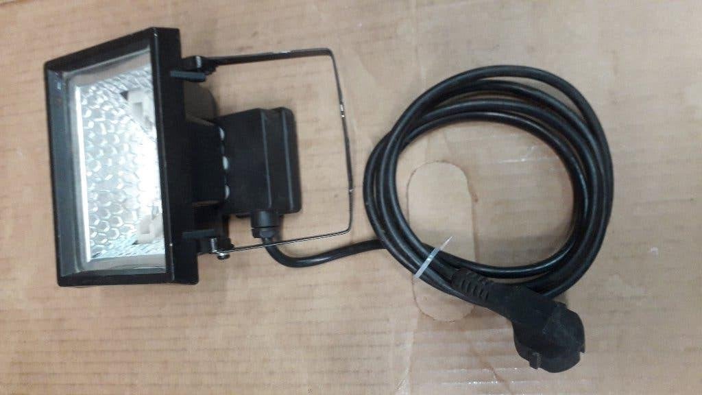 Hallogeen verstraler 120W, Doe-het-zelf en Bouw, Bouwverlichting, Ophalen of Verzenden, Gebruikt, 50 tot 200 watt, Lamp met armatuur