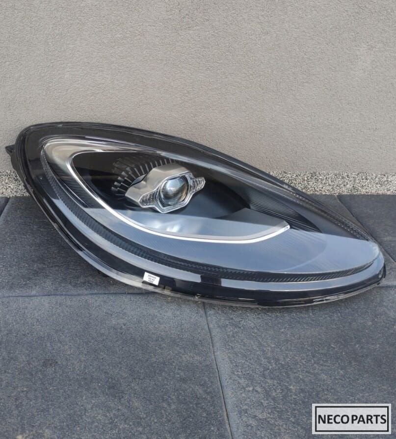ASTON MARTIN DBX KOPLAMP LAMP HEADLIGHT R-L, Gebruikt, -, Overige automerken, -
