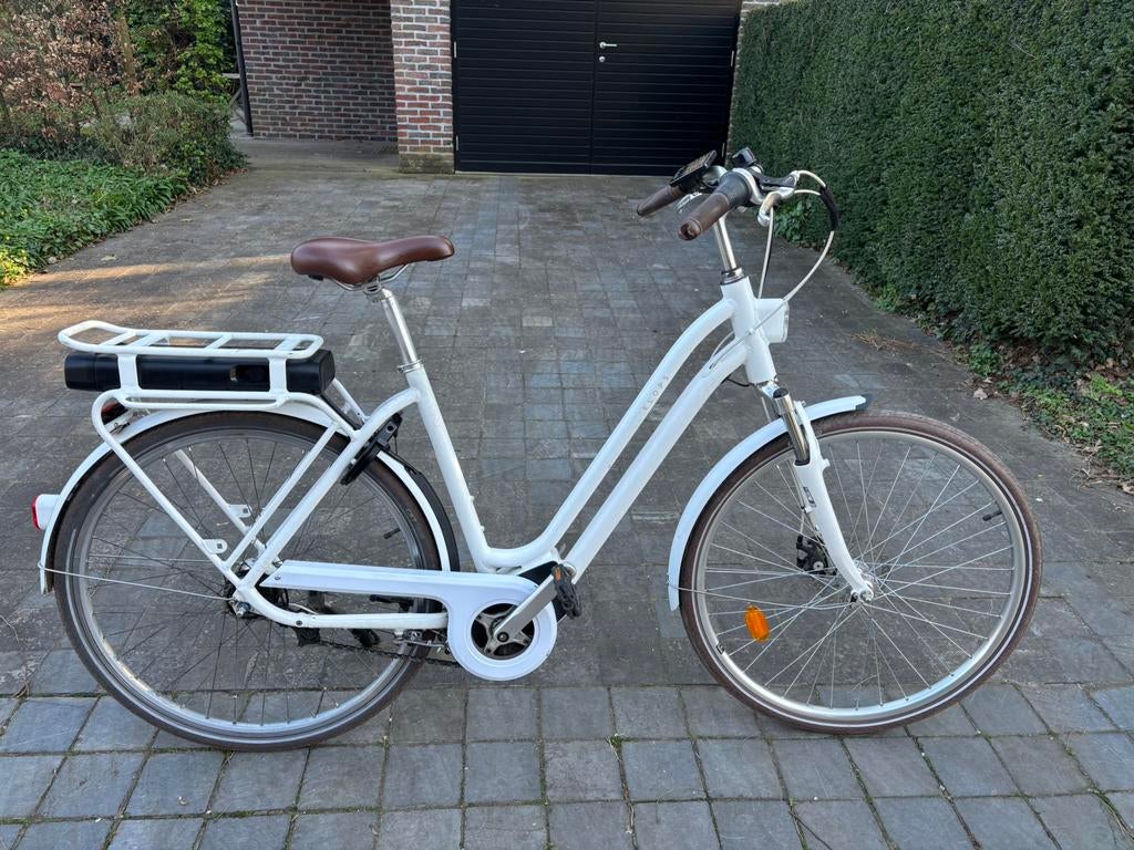 Elektrische fiets damesfiets merk Elops, Fietsen en Brommers, Ophalen, Gebruikt, Overige merken