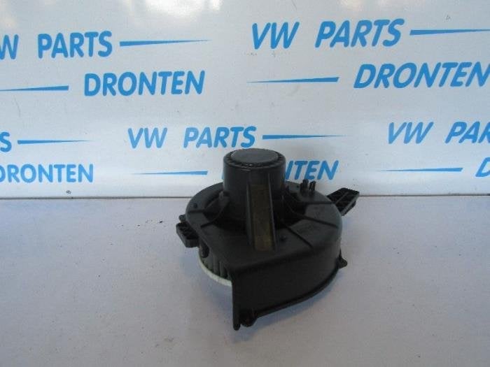 Moteur de ventilation chauffage d'un Volkswagen Fox, Volkswagen, -, 3 mois de garantie, Utilisé
