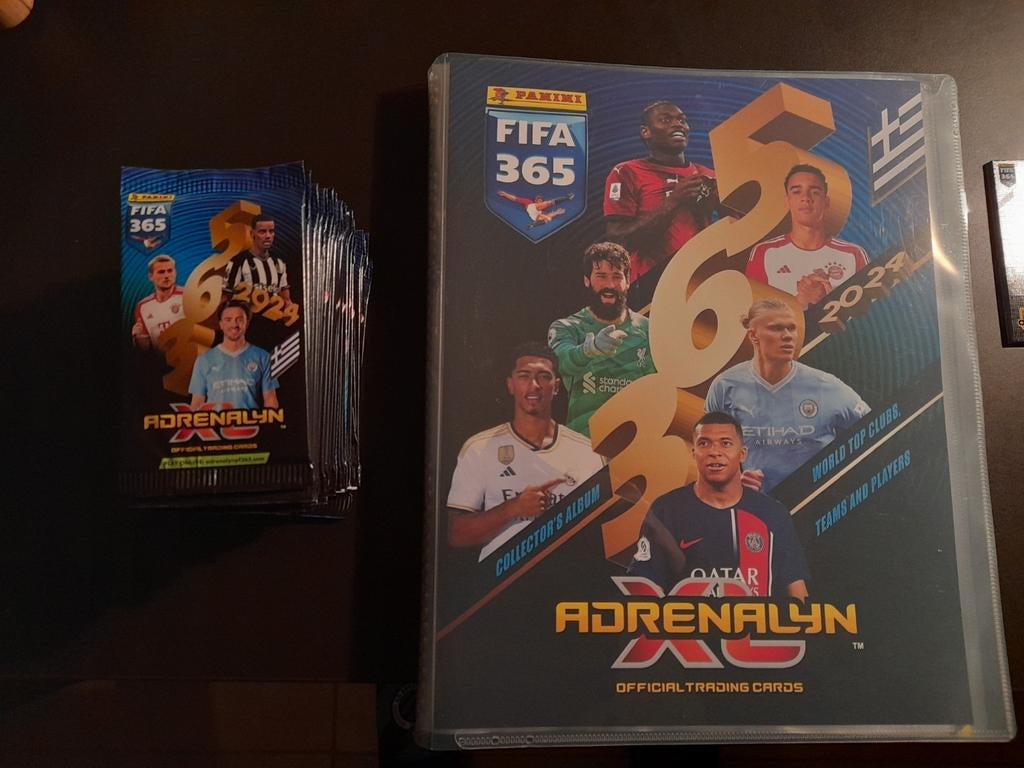 Griekse editie Panini Adrenalyn FIFA365 2024 kaarten, Ophalen of Verzenden, Nieuw