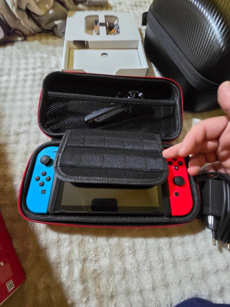 Nintendo switch moet weg snel!!!!, Games en Spelcomputers, Spelcomputers | Nintendo Switch, Ophalen