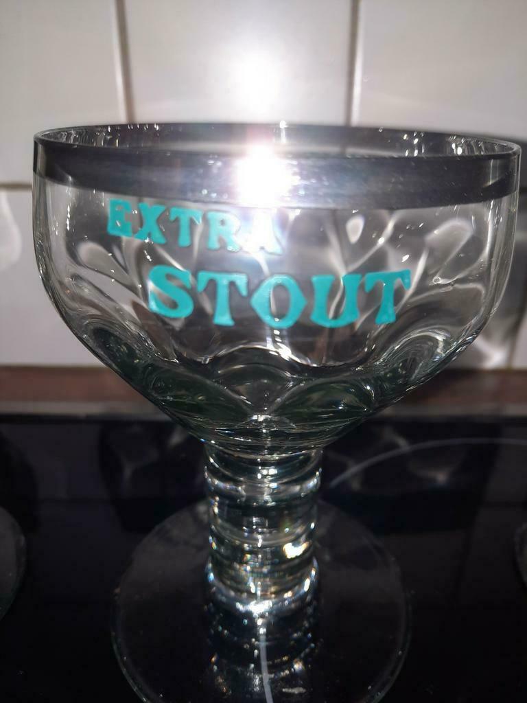 Stout ( extra ) glazen , lijken op Orval glazen ., Verzamelen, Ophalen of Verzenden, Zo goed als nieuw