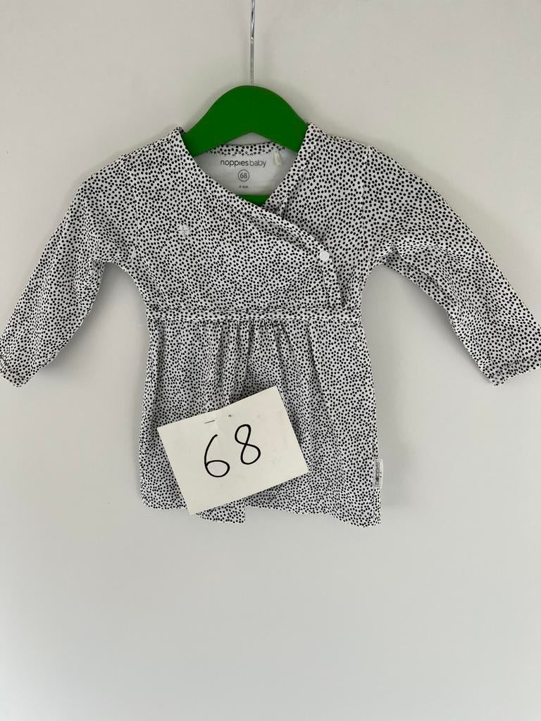 Jurkje wit met zwarte bolletjes - maat 68 - Noppies, Enfants & Bébés, Vêtements de bébé | Taille 68, Robe ou Jupe, Enlèvement ou Envoi