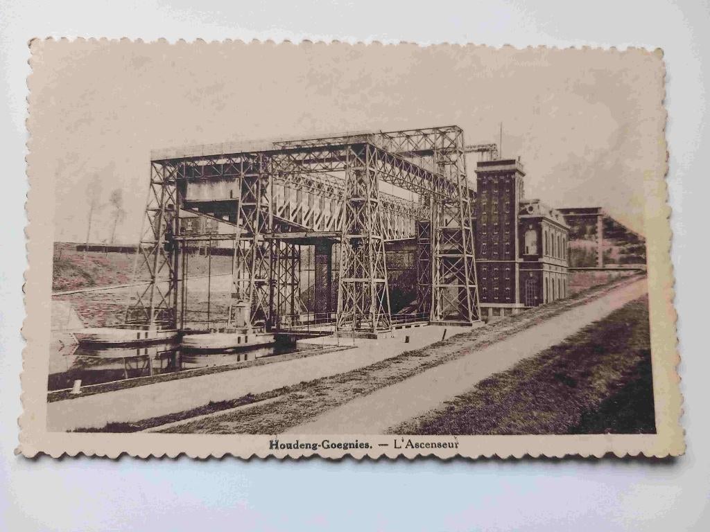 Carte postale : Houdeng- Goegnies : The Lift, Collections, Envoi, Affranchie
