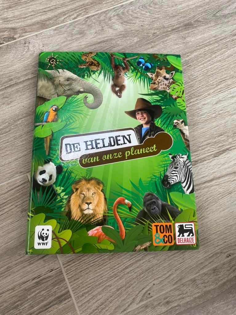 Verzamelboek De helden van onze planeet Niet compleet, Enlèvement ou Envoi