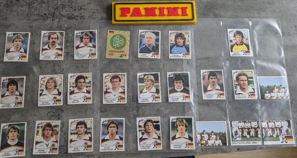 AUTOCOLLANTS PANINI FOOT EURO 84 W.GERMANY,  25 pièces rares, Envoi, Neuf