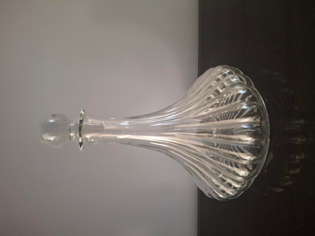 Carafe à vin, Enlèvement