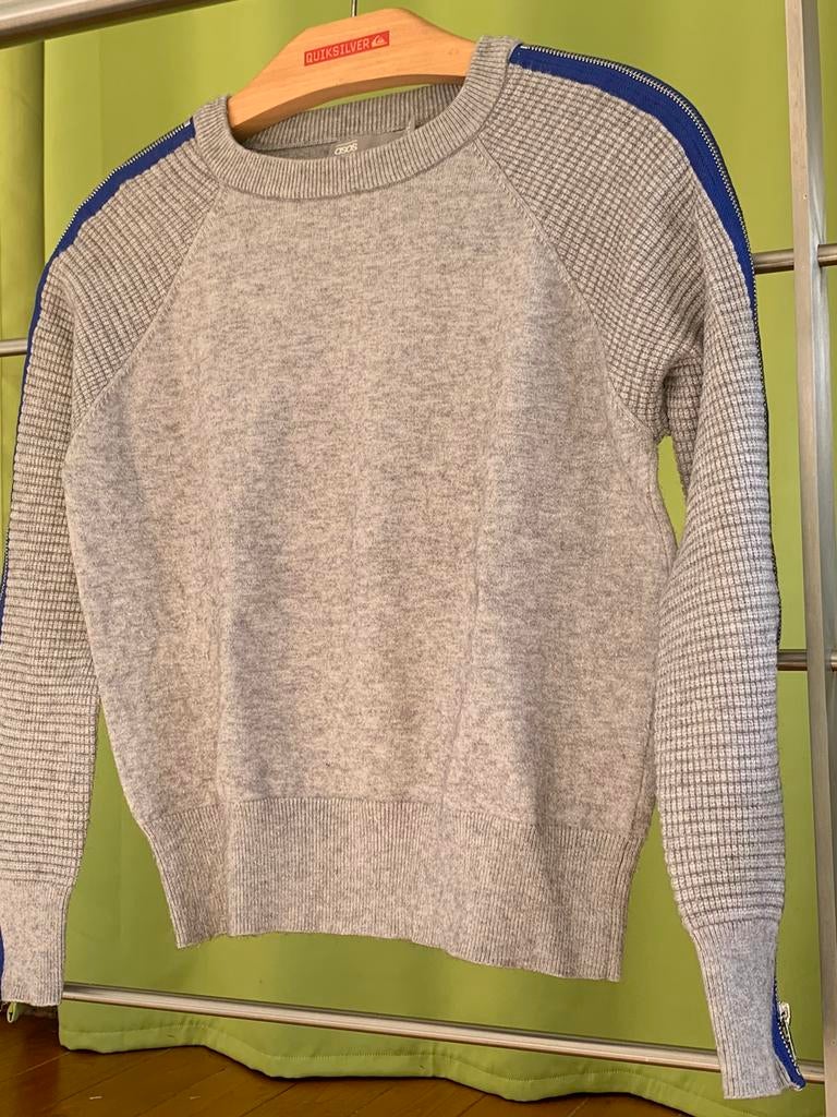 Pull gris à fermeture éclair bleue taille 34, Gris, Enlèvement ou Envoi, Comme neuf, Taille 34 (XS) ou plus petite