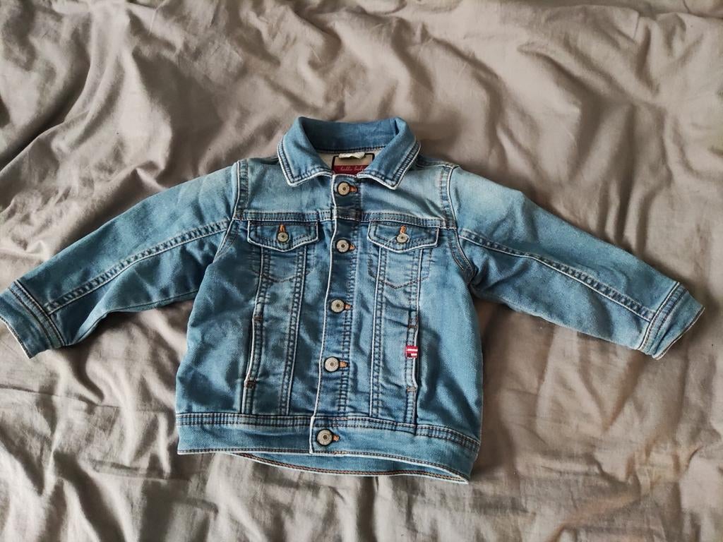 Veste jeans TAO 2 ans, Tape à l’œil, Garçon ou Fille, Enlèvement ou Envoi, Pull ou Veste