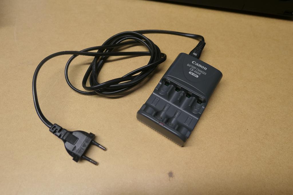 chargeur photo CANON CB-4HABE, TV, Hi-fi & Vidéo, Enlèvement ou Envoi, Comme neuf, Canon