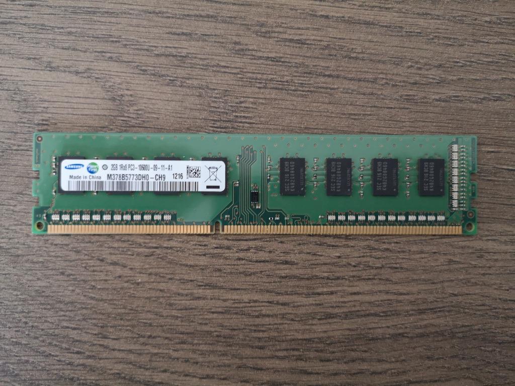 RAM Samsung 2GB 1Rx8 PC3 DDR3 1333Mhz 10600U, Gebruikt, DDR3, Ophalen of Verzenden, 2 GB