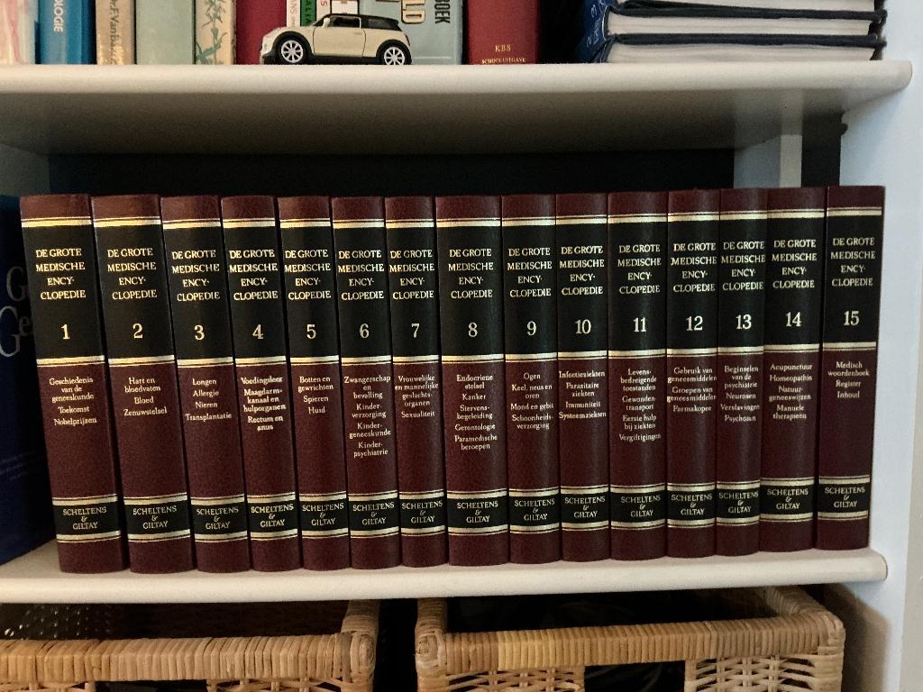 Medische encyclopedie 15 delig, Boeken, Encyclopedieën, Ophalen, Uitgeverij Scheltens & Giltay bv Utrecht, Medisch, Complete serie