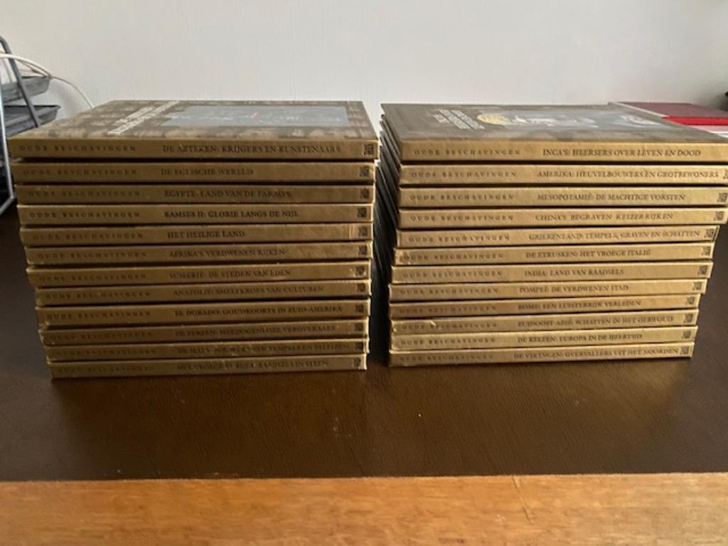 Set van 24 stuks, boeken oude beschavingen, Boeken, Ophalen, 19e eeuw, Zo goed als nieuw, Overige gebieden
