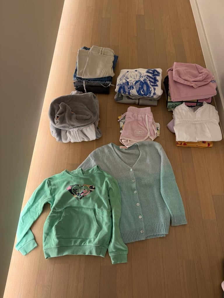 Doos met kinderkledij maat 10 met o.a merkkleding, Ophalen, Overige typen, Meisje, AO76 American Outfitters