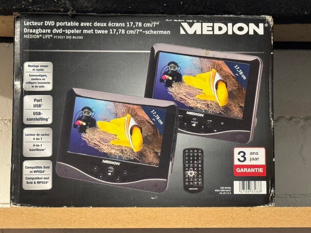 Medion auto tv’s NIEUW!, Ophalen, Zo goed als nieuw