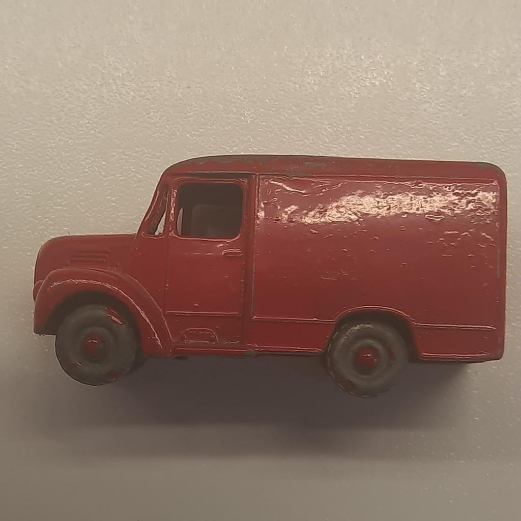 LESNEY UK nr.47: VINTAGE 1 TON TROJAN TRUCK* PROJECT*, Hobby en Vrije tijd, Modelauto's | 1:87, Ophalen, Zo goed als nieuw, Bus of Vrachtwagen