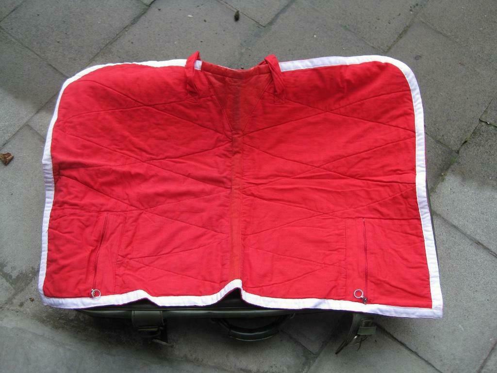 Tapis de selle, Enlèvement, Utilisé, Couverture