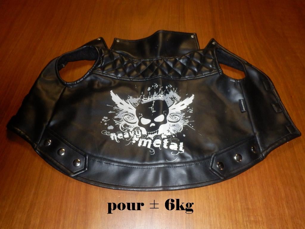 (31)- manteau petit chien t.s noir biker, Animaux & Accessoires, Enlèvement ou Envoi, Comme neuf, Manteau pour chien