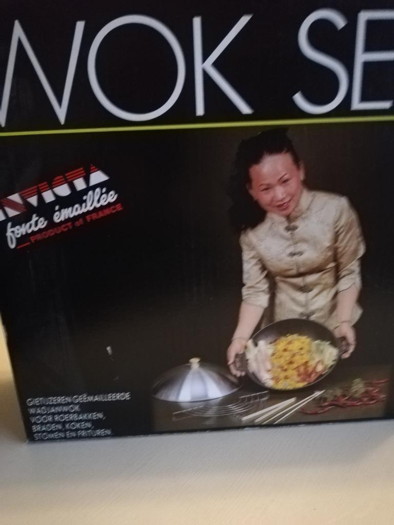 Wok set Invicta fonte emaillee, Ophalen, Wok, Keramische plaat