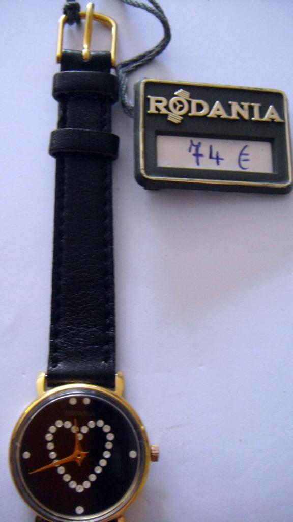 Montre RODANIA dame avec coeur et 29 zircons NEUVE, Verzamelen, Overige Verzamelen, Nieuw, Ophalen of Verzenden