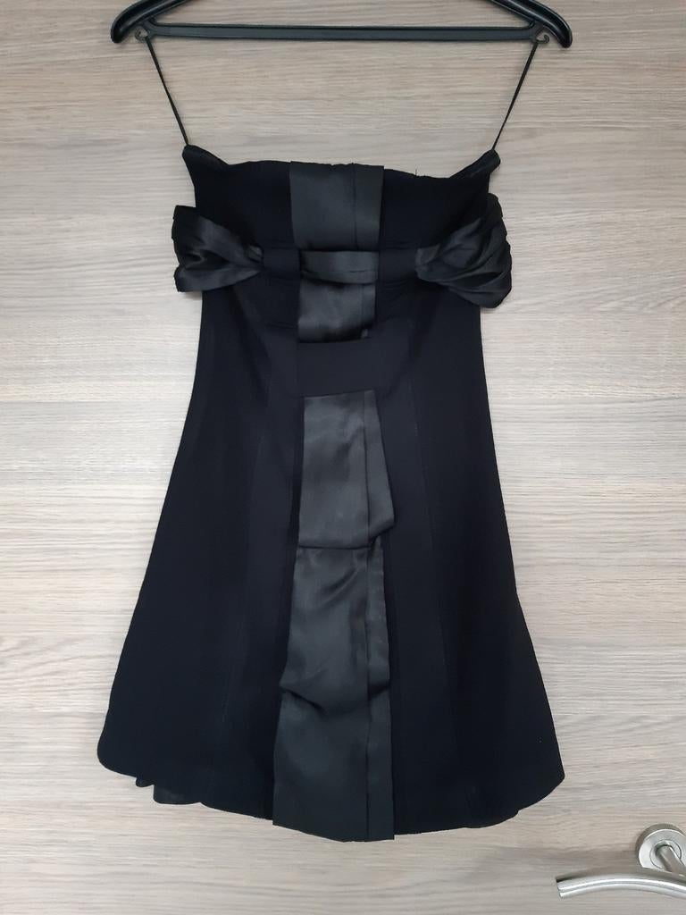 Petite robe noire bustier Mango taille S, Comme neuf, Noir, MANGO, Enlèvement ou Envoi