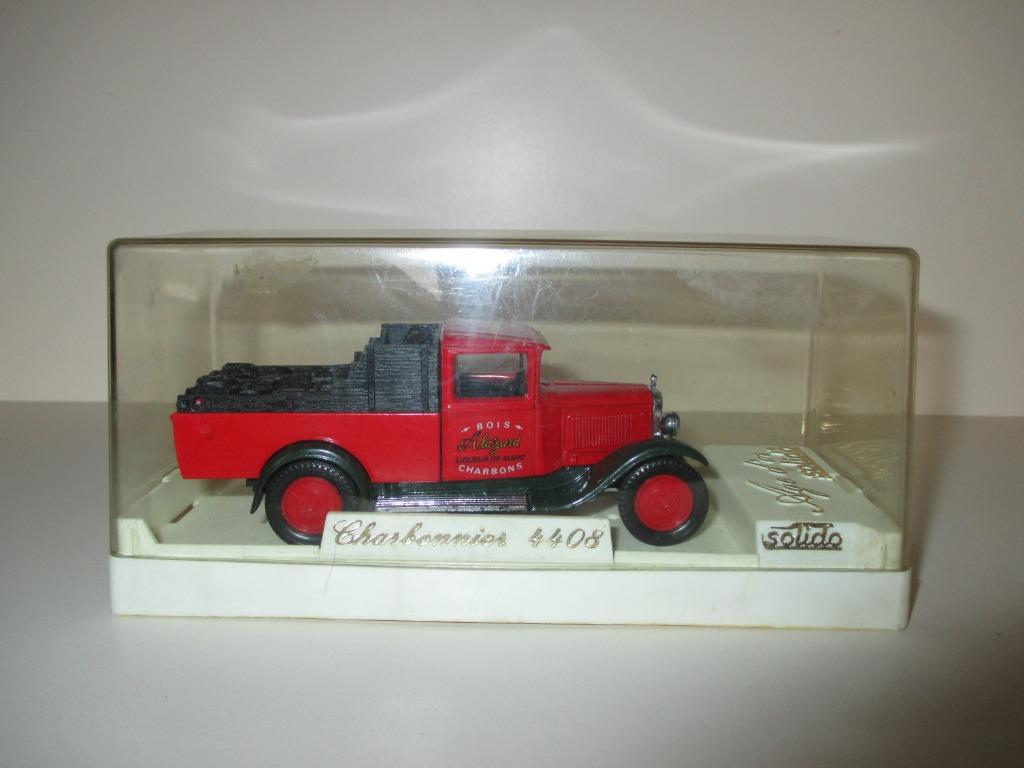 Solido/Citroen C4F Charbonnier (1930)/1:43 /En boîte, Enlèvement ou Envoi, Comme neuf, Voiture, Solido
