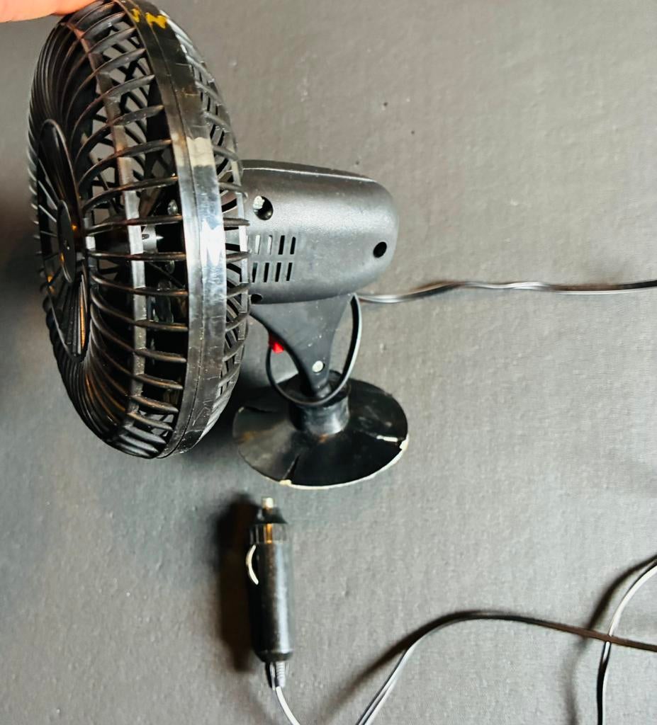 Ventilator Auto 12V, Ophalen of Verzenden, Zo goed als nieuw
