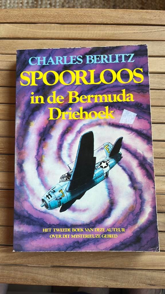 Spoorloos in de Bermuda Driehoek - Charles Berlitz, Enlèvement ou Envoi, Utilisé