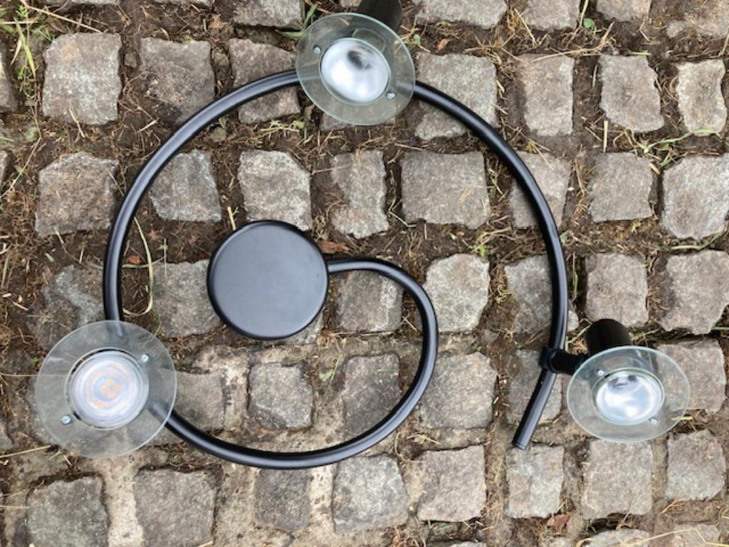 Spiraalvormig verlichtingsarmatuur, Ophalen, Gebruikt