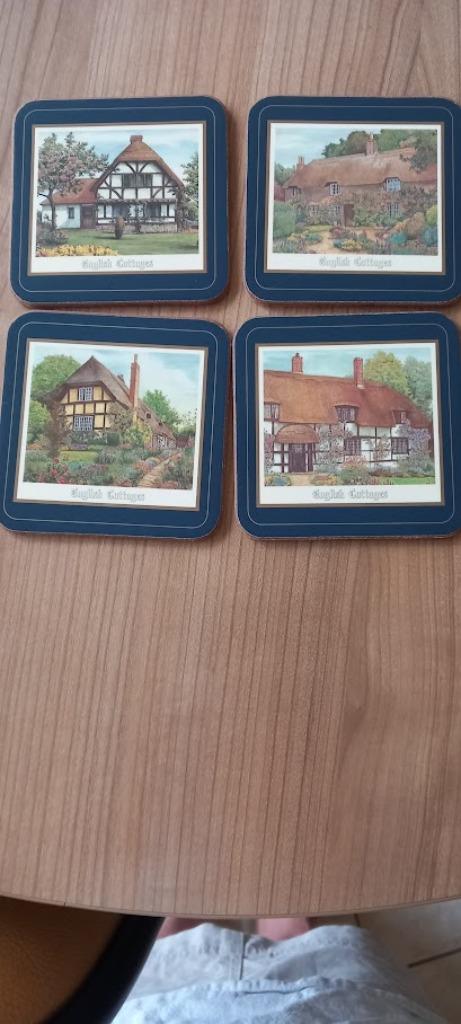 Vintage Pimpernel English Cottages onderzetters.4 stuks.Nieu, Huis en Inrichting, Ophalen of Verzenden, Nieuw, Glas of Kopje