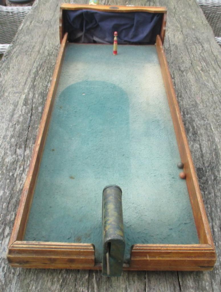 jeu de tir de carnaval ancien avec cône Baby Boules National, Enlèvement