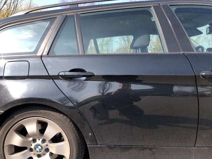 Portier 4Deurs rechts-achter van een BMW 3-Serie (475), Gebruikt, -, Deur, -