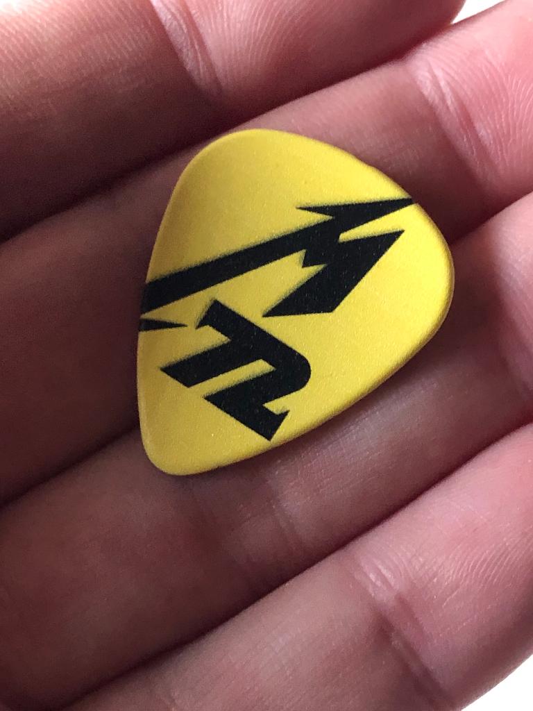 Metallica 72 seasons world tour yellow Guitarpick Plectrum, Cd's en Dvd's, Cd's | Hardrock en Metal, Zo goed als nieuw, Ophalen of Verzenden