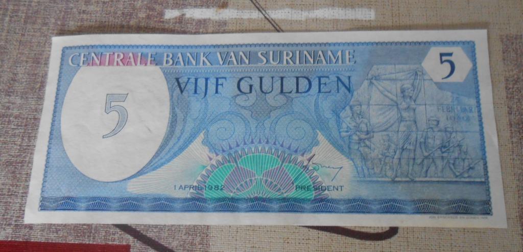 billet de banque Suriname  - 5 gulden avril 1982, Envoi, Amérique du Sud, Billets en vrac