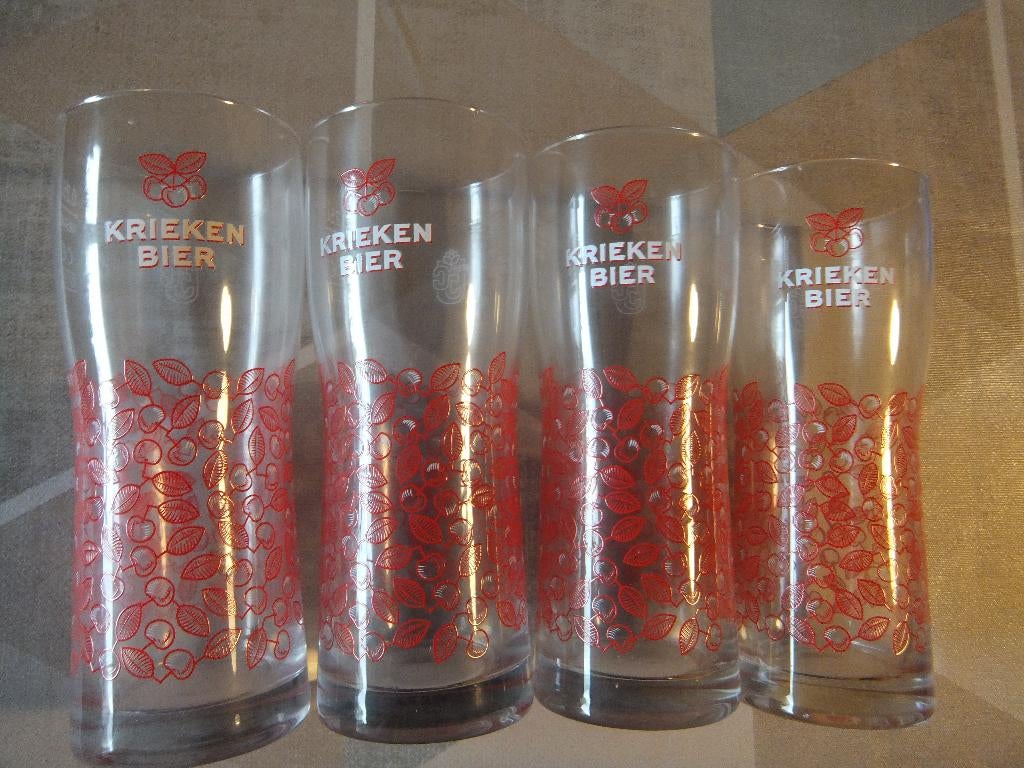 kriekenbier glazen, Ophalen of Verzenden, Zo goed als nieuw, Glas of Glazen