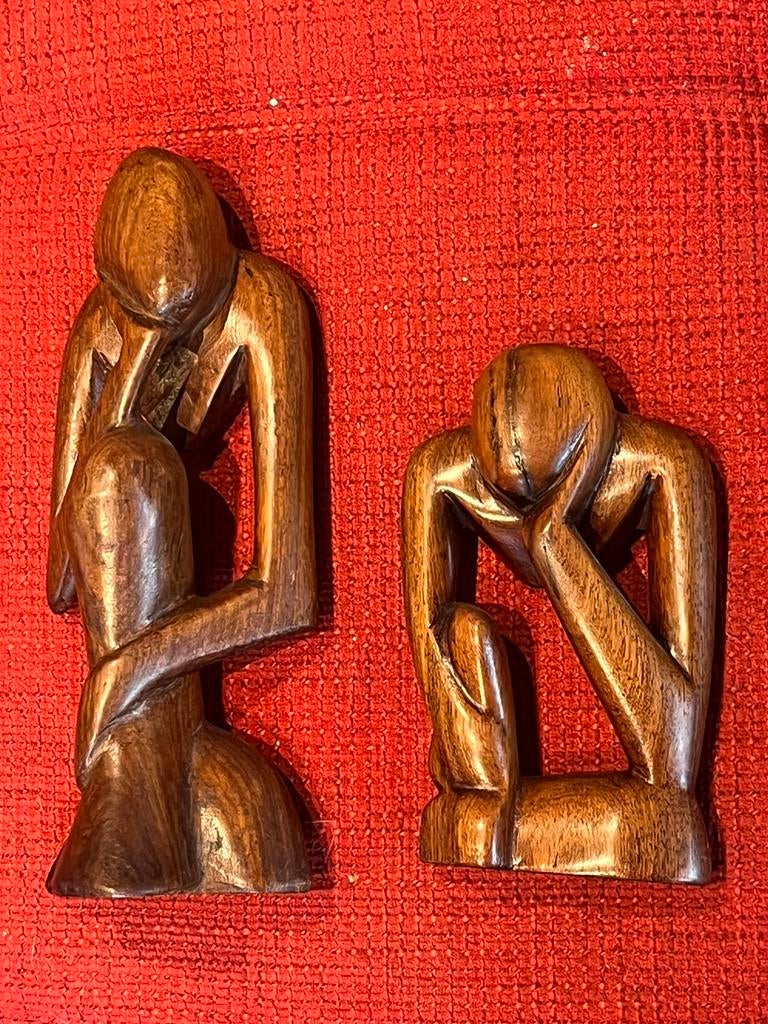 2 stuks Vintage retro antiek houtsnijwerk - Denkers, Ophalen