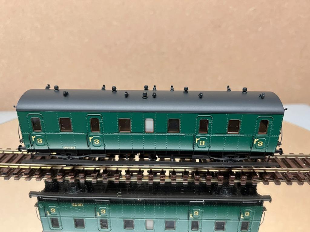 Wagon voyageur Liliput L334052 HO SNCB, Hobby & Loisirs créatifs, Enlèvement ou Envoi, Wagon, Comme neuf, Courant continu ou Courant alternatif