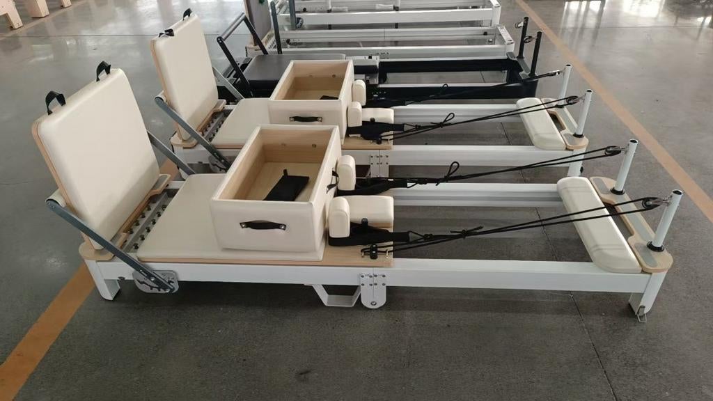 Reformer Pilates pliable disponible en stock, Enlèvement ou Envoi, Comme neuf
