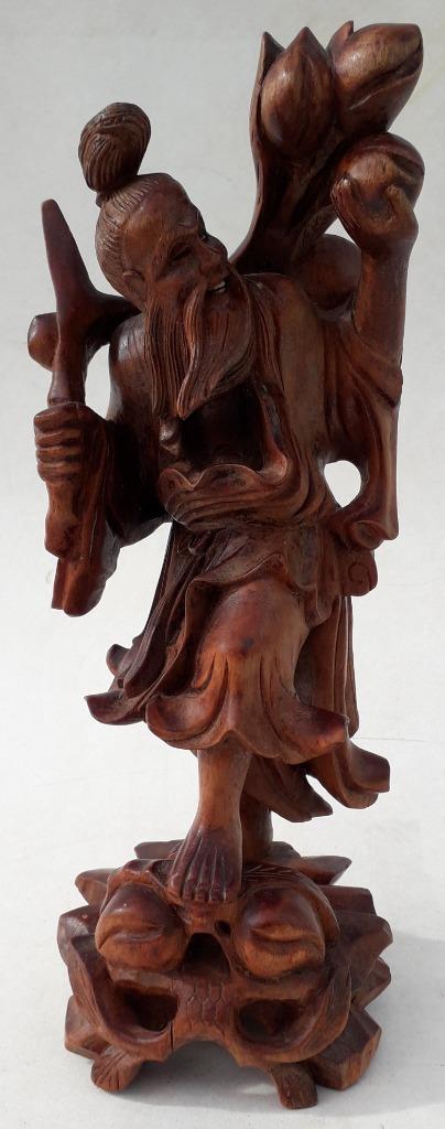 Beeld oude perzikplukker, hout + been - Japan, met merkteken, Antiek en Kunst, Kunst | Beelden en Houtsnijwerken, Ophalen of Verzenden