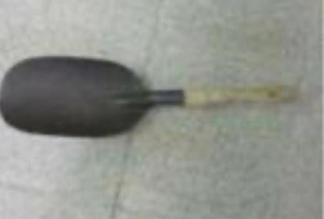 Pelle à charbon