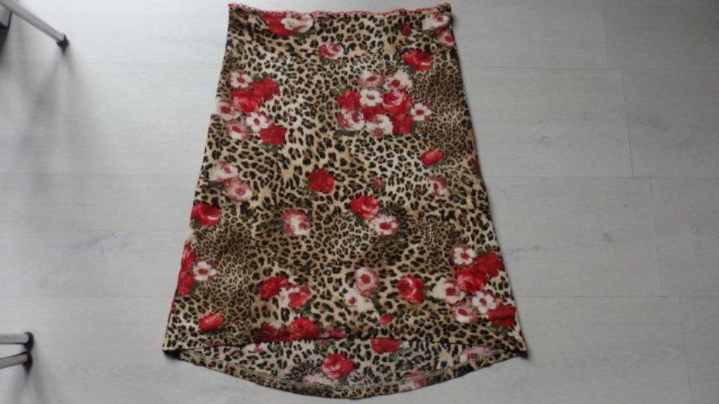 luchtige zomer rok 'léopard' - medium, Kleding | Dames, Rokken, Zo goed als nieuw, Maat 38/40 (M), Knielengte, Ophalen