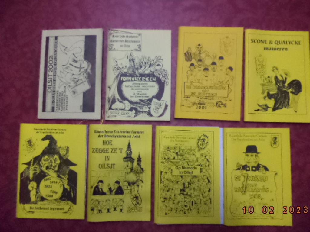 AALST: Carnaval: ''DRAECKENIEREN'': Boekjes, 8 jg. 1994-2007, Boeken, Ophalen of Verzenden, Gelezen, Draeckenieren