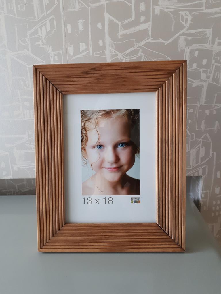 Mooie houten fotokader overmeten 19.7 cm x 25 cm, Ophalen of Verzenden, Zo goed als nieuw