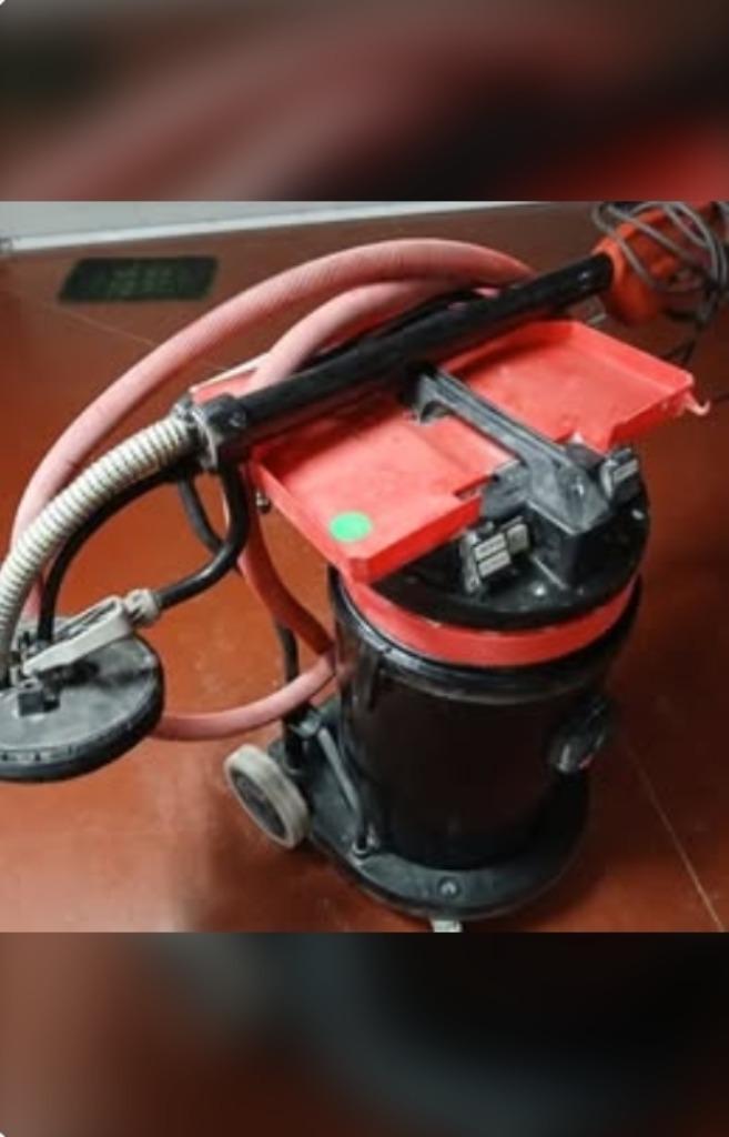 A Louer ponceuse Flex avec aspirateur Flex, Enlèvement