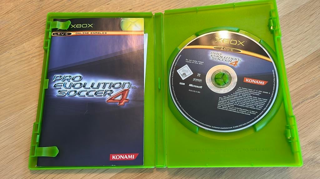 Jeu original pour Xbox - Pro Evolution Soccer 4, Consoles de jeu & Jeux vidéo, Enlèvement ou Envoi, À partir de 3 ans, 3 joueurs ou plus