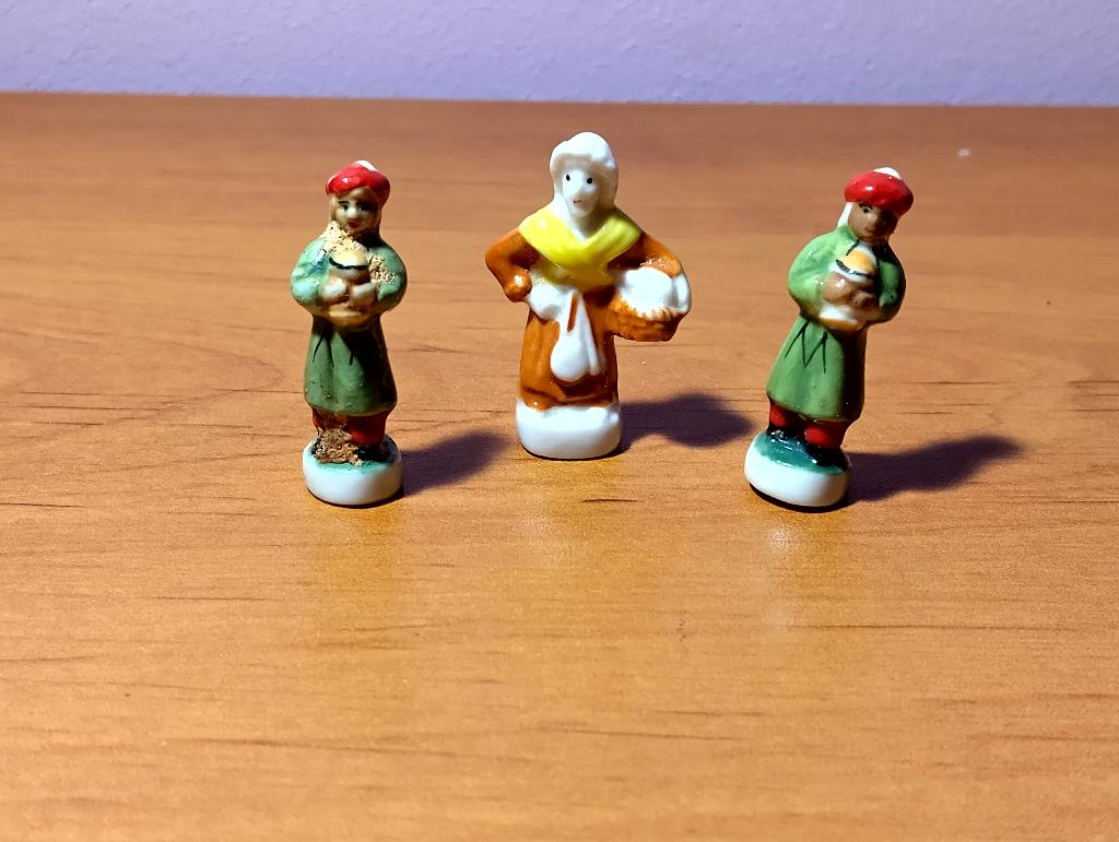 3 santonnen/taartversieringen, Antiek en Kunst, Ophalen